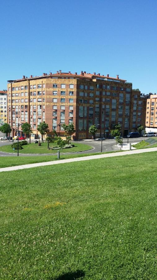 Apartamentos Chevere Rojo-Huca Oviédo Exterior foto