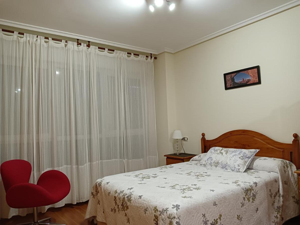 Apartamentos Chevere Rojo-Huca Oviédo Exterior foto